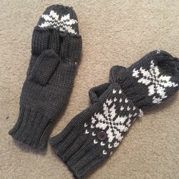 Grey and white winter set: scarf, gloves, headband - Picture 3 of 4